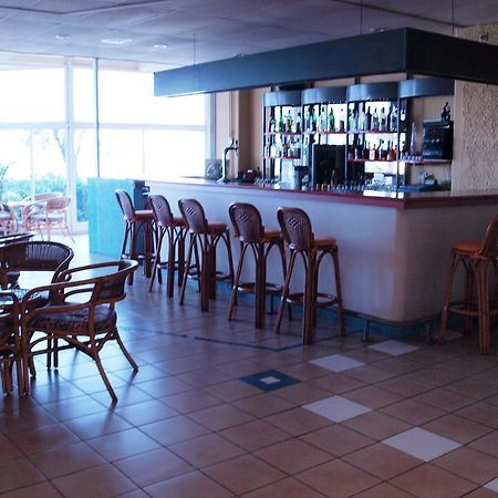 Rhodos Beach Hotel ภายนอก รูปภาพ