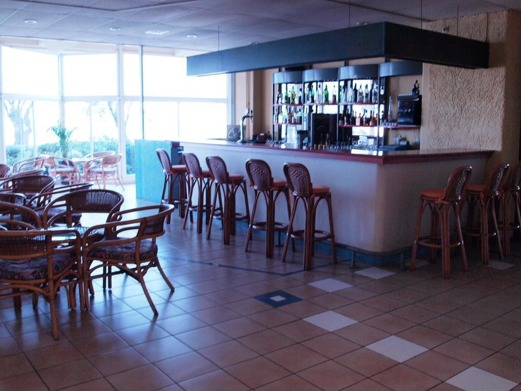 Rhodos Beach Hotel ภายนอก รูปภาพ