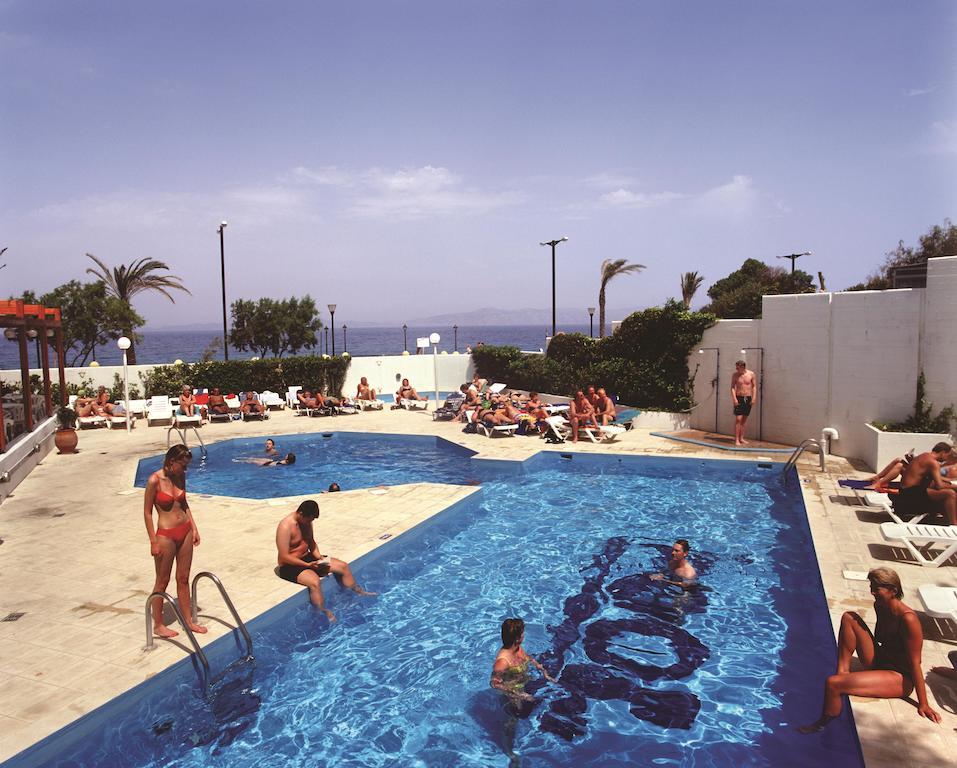 Rhodos Beach Hotel ภายนอก รูปภาพ