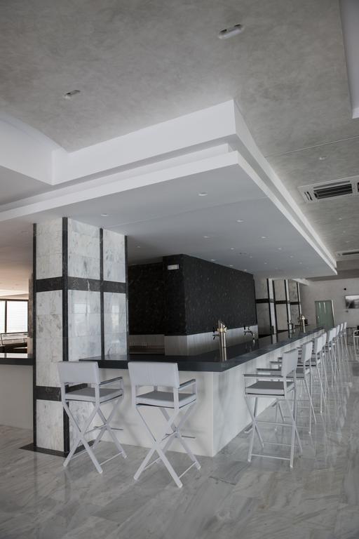Rhodos Beach Hotel ภายนอก รูปภาพ